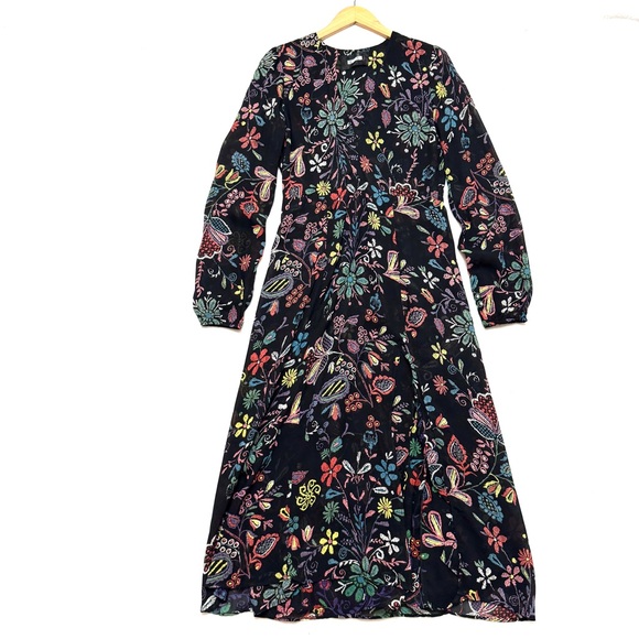 Reformation Dresses & Skirts - Reformation sz M Long Sleeves Maxi Dress In Black Floral V Neck Front Split